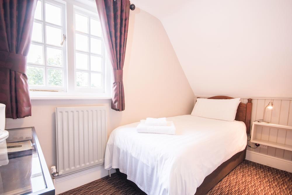 The Burley Inn Ngoại thất bức ảnh